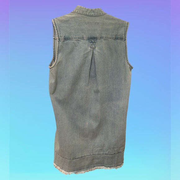 Hope & Harlow Denim Sleeveless Dress - Picture 2 of 5